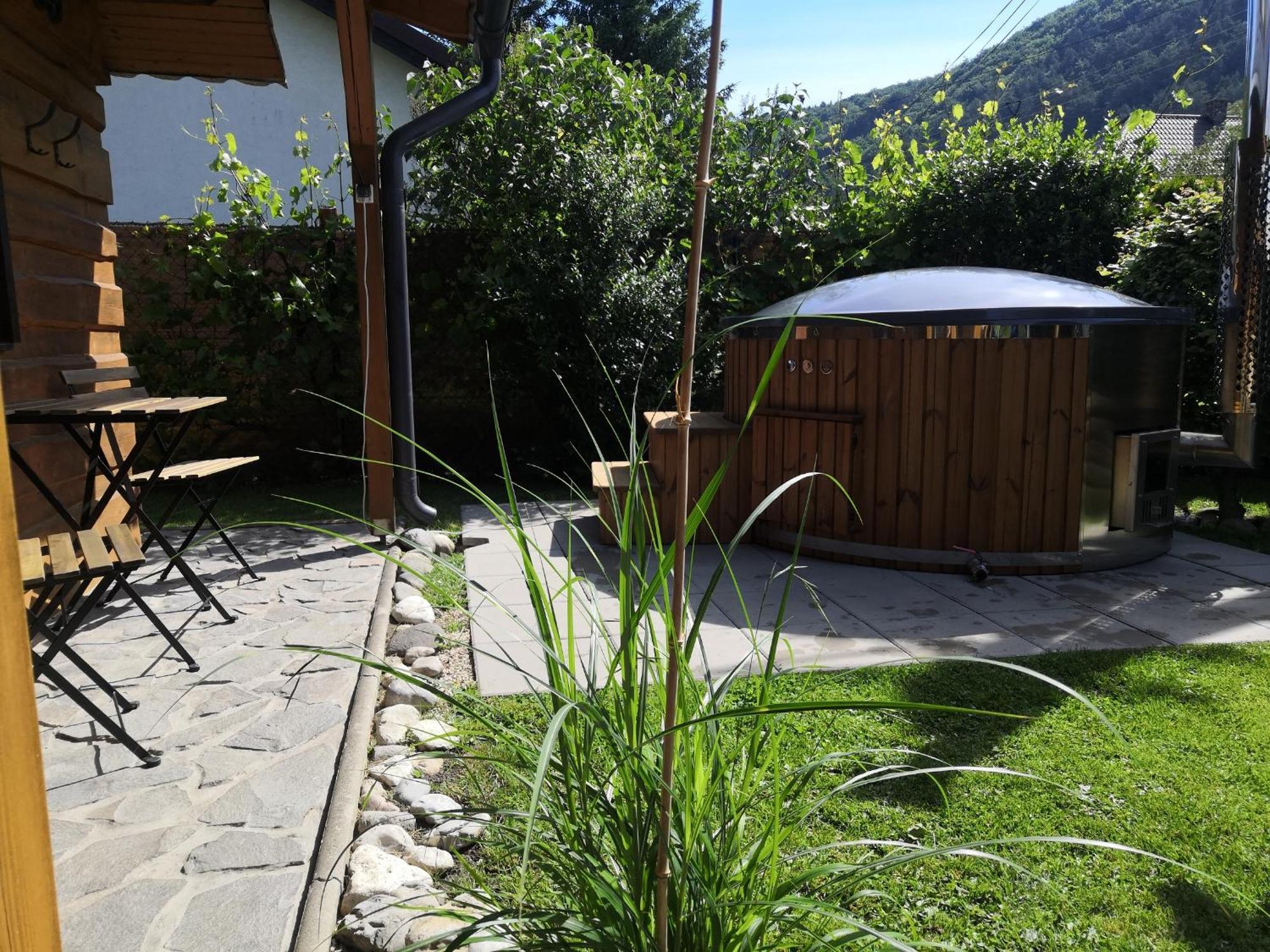 Drevenica Pod Tlstou Guest House Blatnica ภายนอก รูปภาพ
